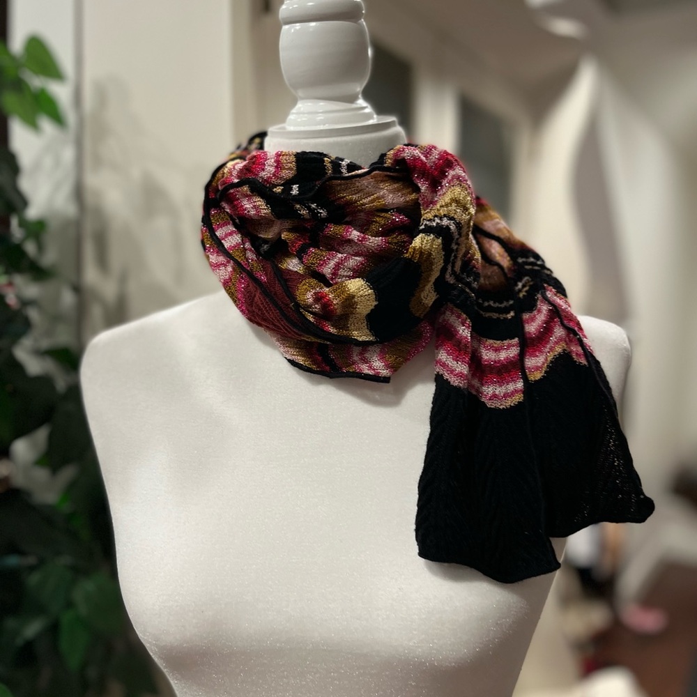 Missoni scarf - Picture 7 of 9
